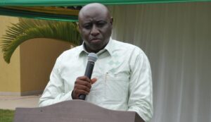 Ubutwari no gukunda Igihugu birangwa no kukitangira – Guverineri Gasana