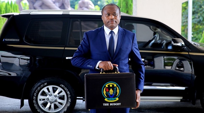 Abadepite batoye ingengo y’imari ivuguruye ya 2021/2022