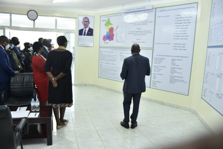 Iburasirazuba: Hatashywe  icyumba cy’amakuru gikoresha ikoranabuhanga