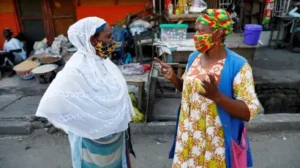 Ghana yakuyeho kwambara agapfukamunwa 