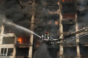 Mu gihe ibiganiro bikomeje, u Burusiya  bwateye Umurwa Mukuru wa Ukraine