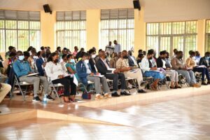 Ireme ry’uburezi risaba ubufatanye hagati y’umurezi, umubyeyi n’umwana