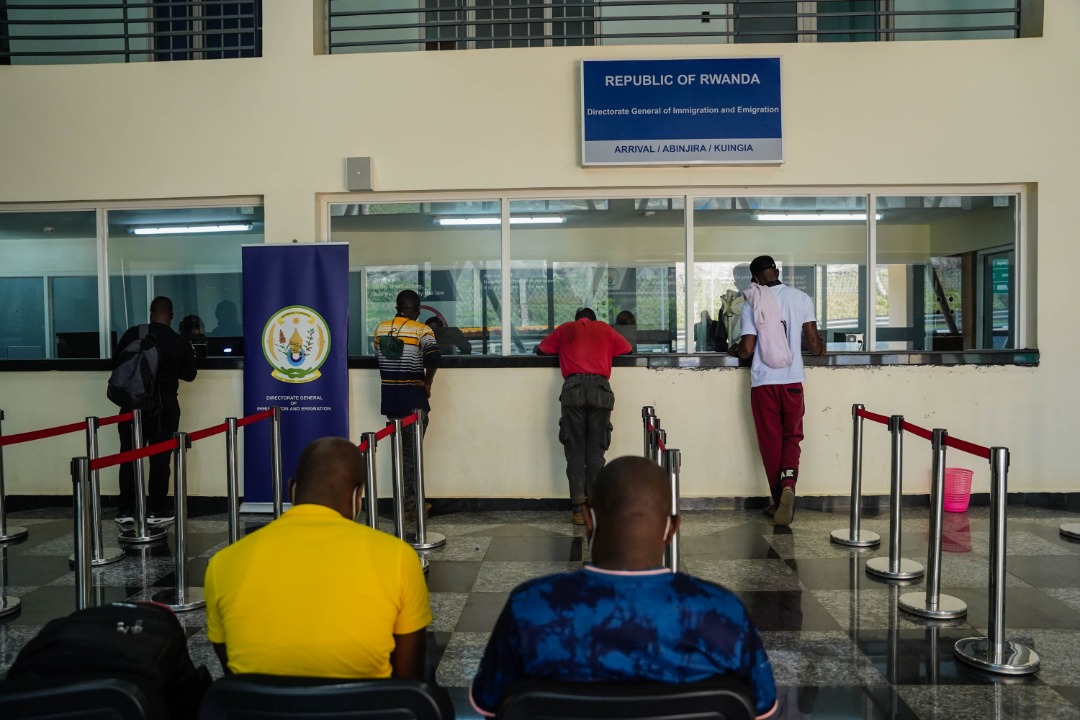 U Rwanda n’abaturanyi barwo bishimiye ifungurwa ry’imipaka