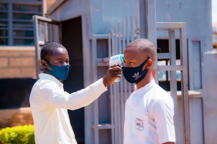 Gupima umuriro ntibikiri mu ngamba zo kwirinda COVID-19 mu Rwanda