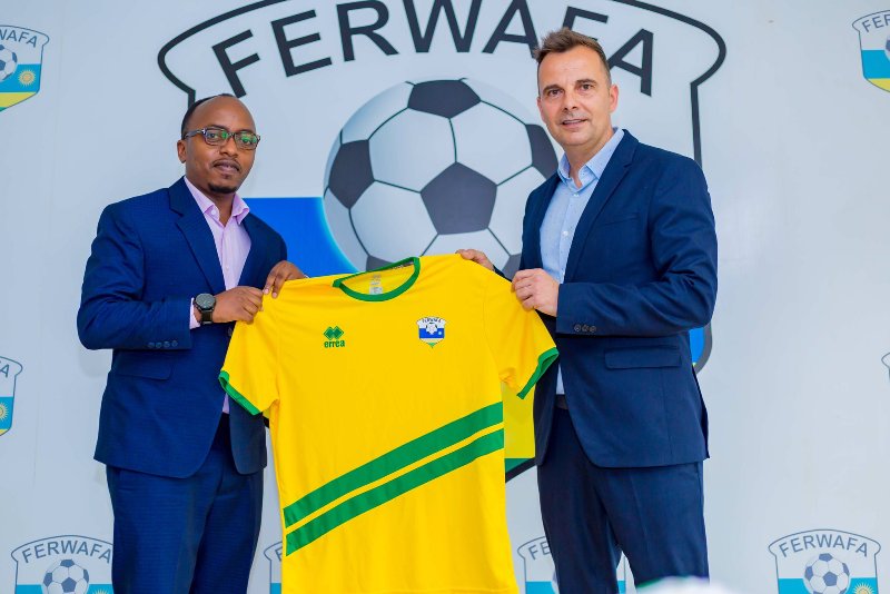Carlos Alós Ferrer ni we mutoza mushya w’Amavubi
