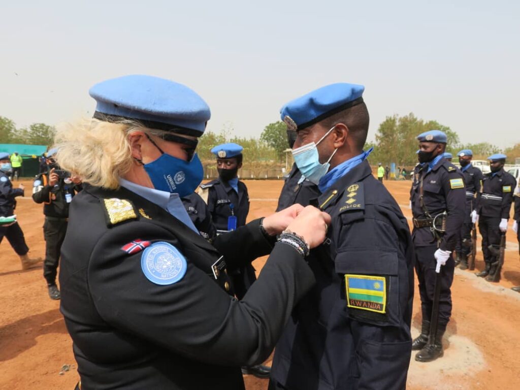 Sudani y’Epfo: Abapolisi b’u Rwanda bambitswe Imidari y’ishimwe