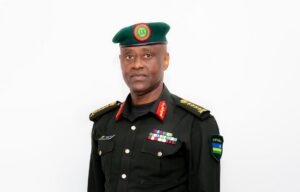 Ibyo wamenya ku ruzinduko rwa Gen. Kazura mu Bufaransa