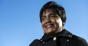 Umuyobozi wa Kaminuza ya Edinburgh wahakanye Jenoside yakorewe Abatutsi arasabirwa ibihano