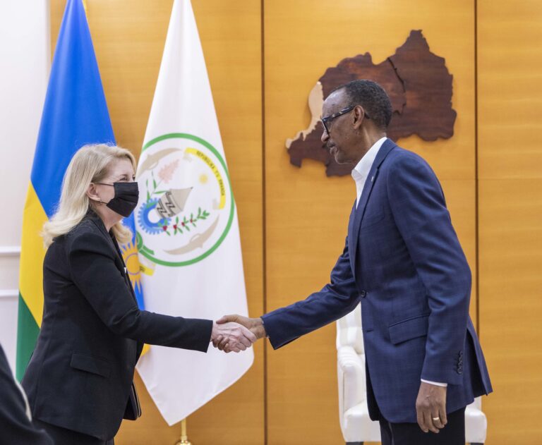 Perezida Kagame n’Umuyobozi wa UNICEF baganiriye ku hazaza h’abana