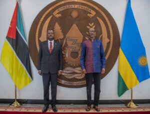 Perezida Kagame yakiriye abandi ba Ambasaderi barindwi