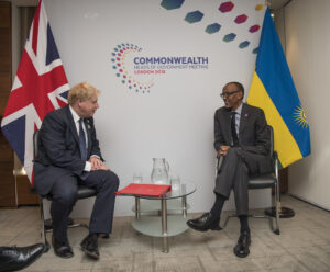 Boris Johnson yaraye ahamagaye Perezida Kagame kuri telefoni