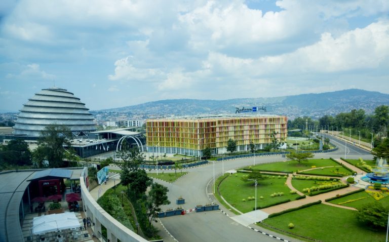 Raila Odinga yashimye Perezida Kagame wahinduye Kigali nk’i Burayi