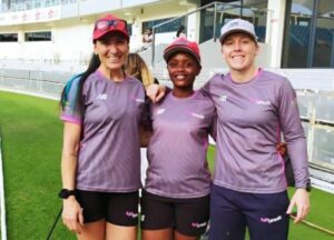 Cricket: Ishimwe Herniette yitabiriye irushanwa  ririmo ibihangange i Dubai