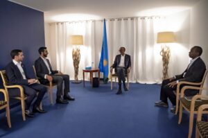Perezida Kagame yifatanyije mu kababaro na UAE yapfushije Perezida