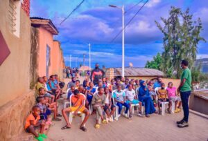 Biryogo: Umuhanda wakumiriwemo ibinyabiziga wegurirwa abana