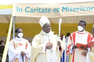 Dr Ngirente yifurije imirimo myiza  Musenyeri  Papias Musengamana wimitswe