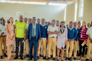 Urugaga rw’Abahanga mu by’Imiti rwagaragaje icyuho kiri mu buvuzi