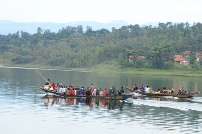 Rutsiro: Impanuka y’ubwato yahitanye 2 abandi 3 baburirwa irengero