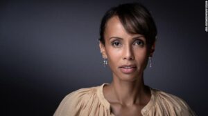 Sonia Rolland arakorwaho iperereza kubera inzu yahawe na Omar Bongo