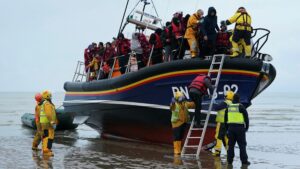UK yatangiye gukuraho imbogamizi ku kohereza abimukira mu Rwanda