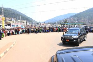 Perezida Museveni yashimiye Abanyarwanda uburyo bamwakiriye