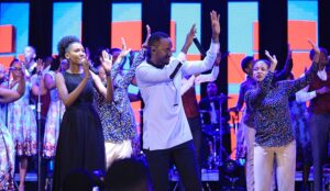 Gentil na Adrien basubukuye igitaramo ‘Each One Reach One’ i Kigali