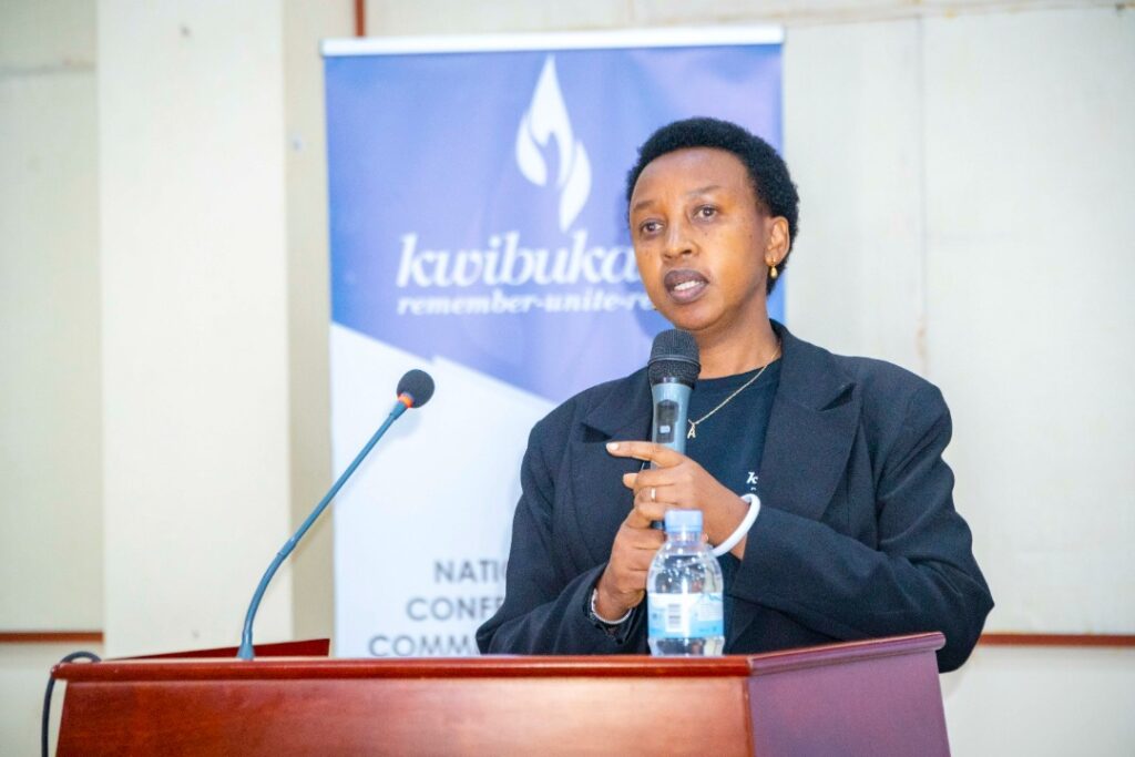 Urubyiruko rwasabwe kuvoma imbaraga mu mateka rukubaka u Rwanda