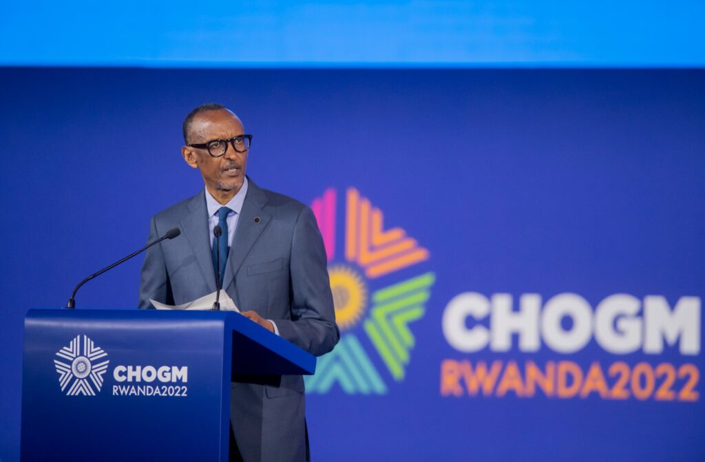 “Imyumvire y’abanenga u Rwanda ishingiye ku gihugu kitakibaho”