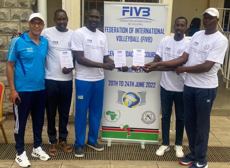 Volleyball: Kwizera na Yakan babonye uruhushya rwo gutoza ku rwego rwa kabiri