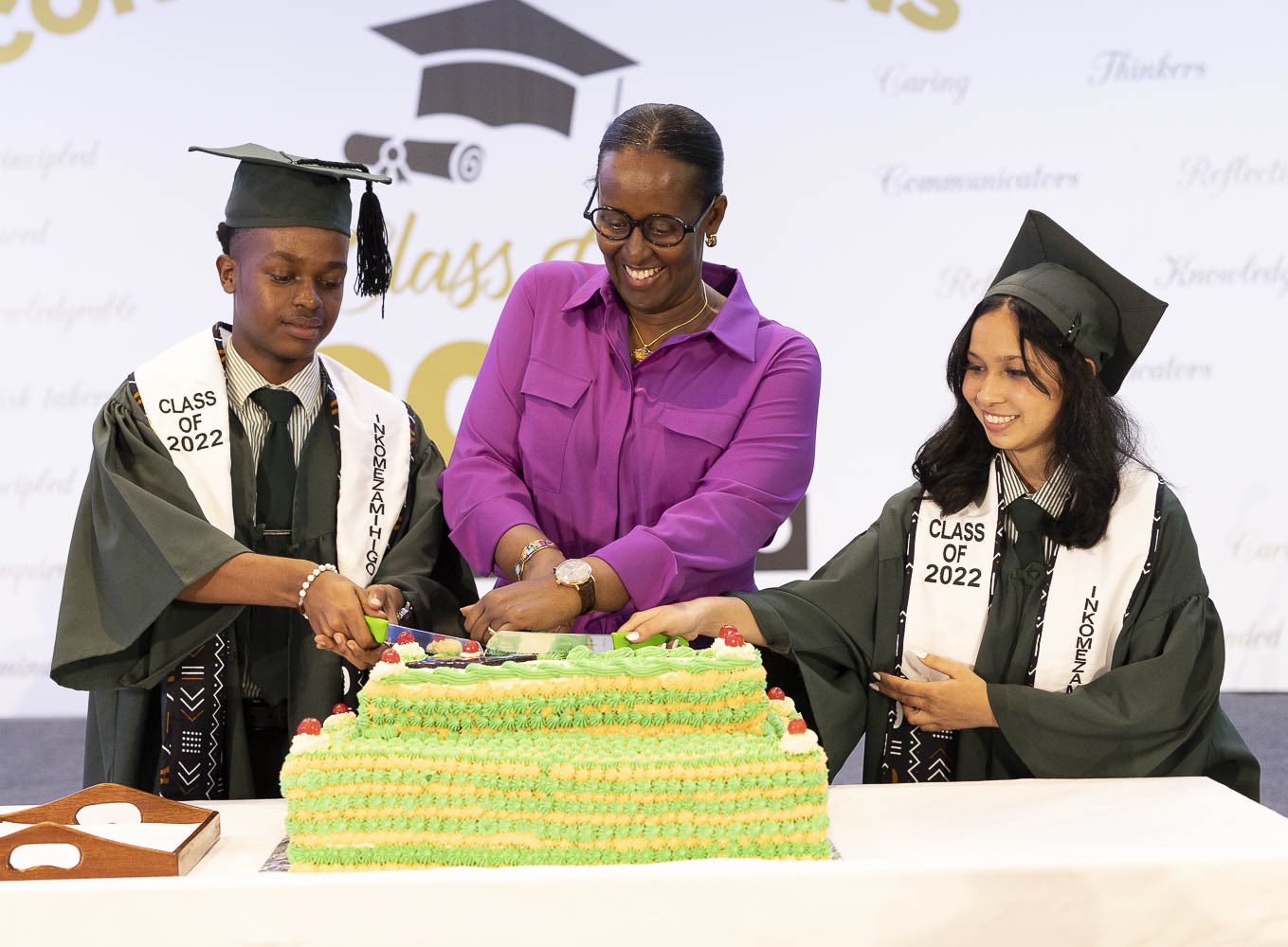 Jeannette Kagame yasabye abarangije muri Green Hills Academy kuba ingirakamaro