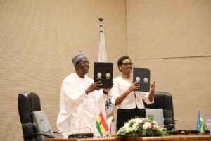 Inteko Ishinga Amategeko y’u Rwanda n’iya Ghana zasinyanye amasezerano
