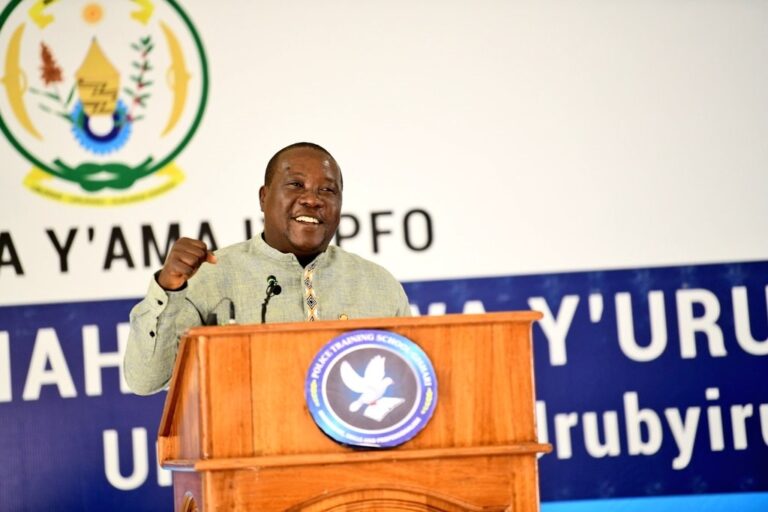 Urubyiruko rwibukijwe ko rwitezweho byinshi mu iterambere ry’u Rwanda