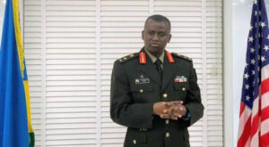 Abasirikare Bakuru 3 bakuwe ku ipeti rya Brig. Gen bahabwa ‘Major General’