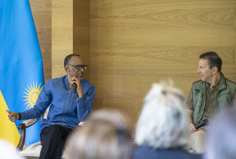 Ntitwavuga demokarasi hatubashywe amahitamo y’abaturage -Perezida Kagame