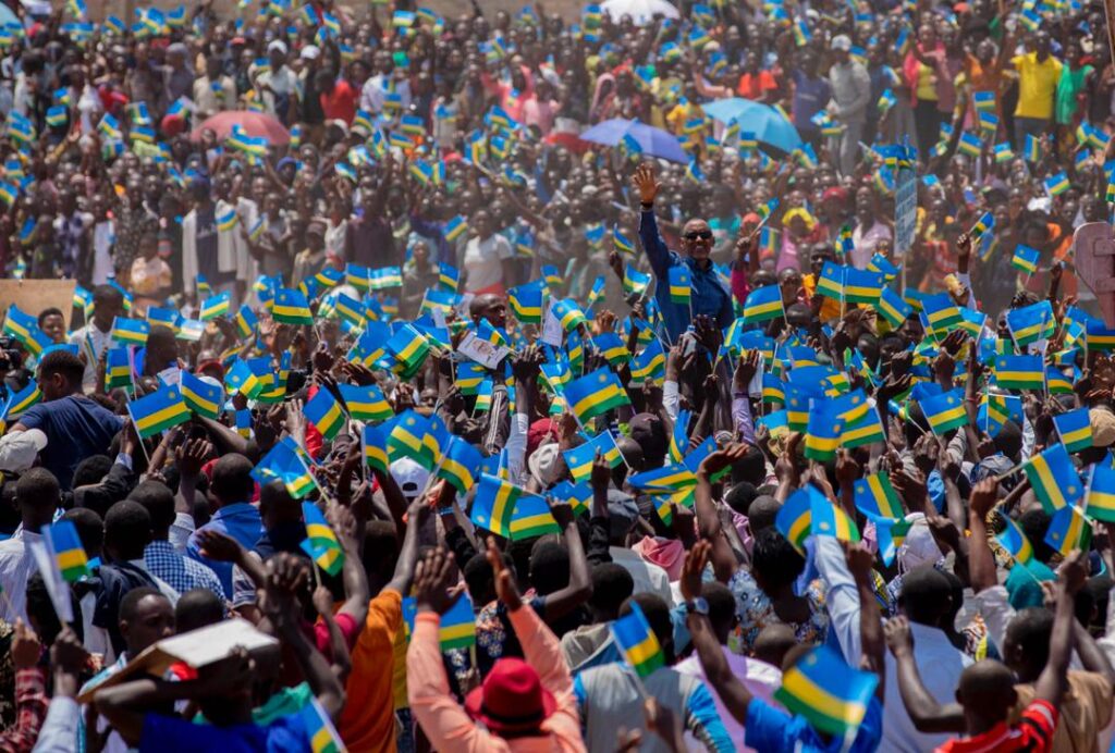Perezida Kagame mu ruzinduko rw’iminsi 4 mu Majyepfo n’u Burengerazuba