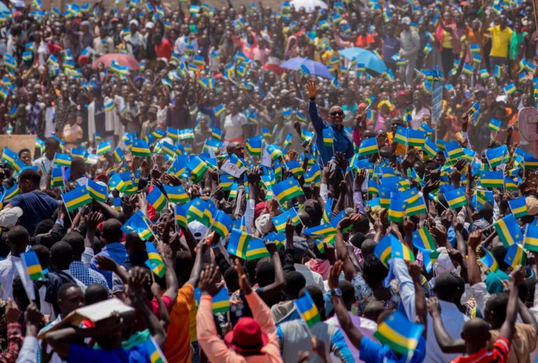Perezida Kagame mu ruzinduko rw’iminsi 4 mu Majyepfo n’u Burengerazuba