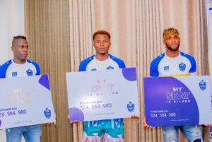 Ikipe ya Rayon Sports yamuritse itike y’umwaka wose n’amakarita y’ubunyamuryango