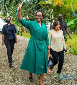 Jeannette Kagame yitabiriye Umuhango wo Kwita Izina abana b’ingagi