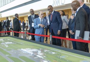 Perezida Kagame yakomoje kuri Qatar Airways ifasha kwagura RwandAir  