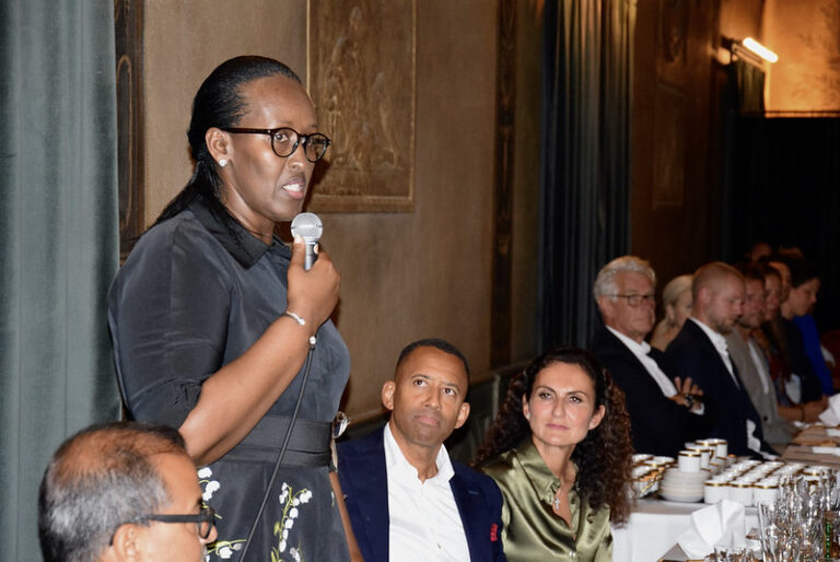 Jeannette Kagame yavuye imuzi urugendo rwo komora inguma z’u Rwanda