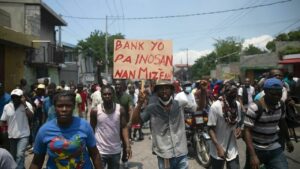 Haiti: Izamuka ry’ibiciro bya lisansi ryateje imvururu