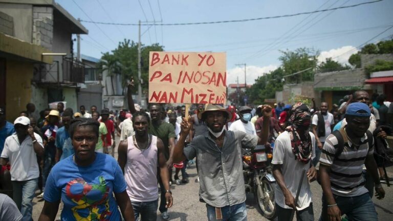 Haiti: Izamuka ry’ibiciro bya lisansi ryateje imvururu