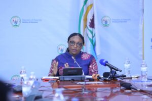 Abasaga 314,000 batsinze ibizamini bya Leta by’amashuri abanza na O Level