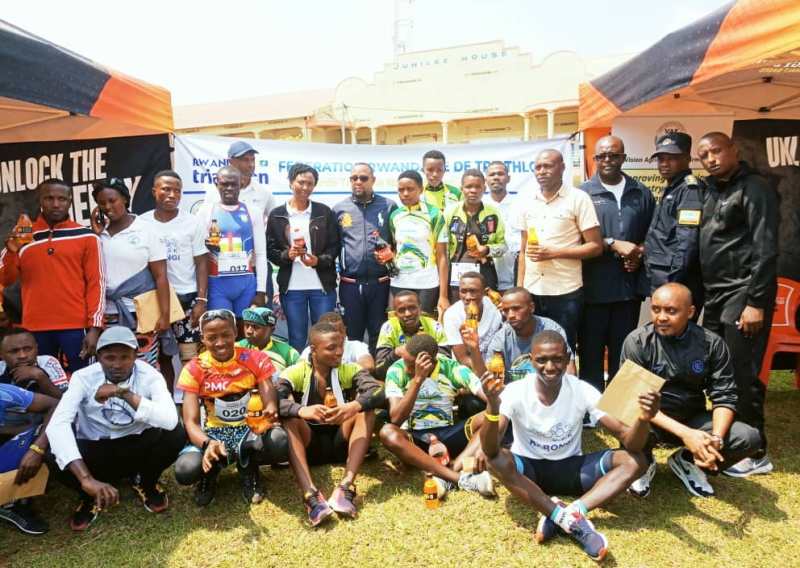 Triathlon: Iradukunda na  Nyirarukundo ni bo begukanye “Gicumbi Duathlon Challenge 2022″