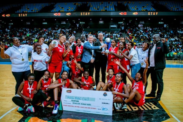 Basketball: Mu bagore, REG BBC yegukanye igikombe, Patriots na REG BBC zisigaje undi mukino