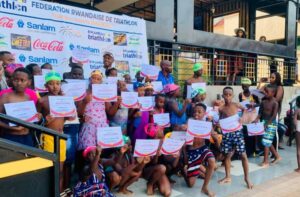 Triathlon:  RFT yatangiye gutoza no gusobanurira abakiri  bato uyu mukino