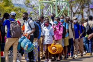 Ingendo z’abanyeshuri zirakomeza no ku munsi w’umuganda rusange