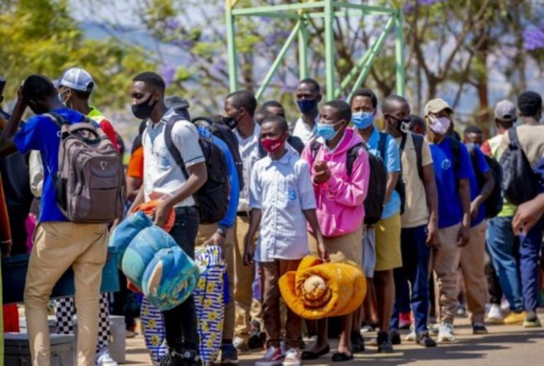Ingendo z’abanyeshuri zirakomeza no ku munsi w’umuganda rusange