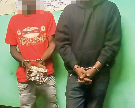 Bafashwe berekeje i Kigali bamaze kwiba umucuruzi w’i Ngoma miliyoni 2.5 Frw