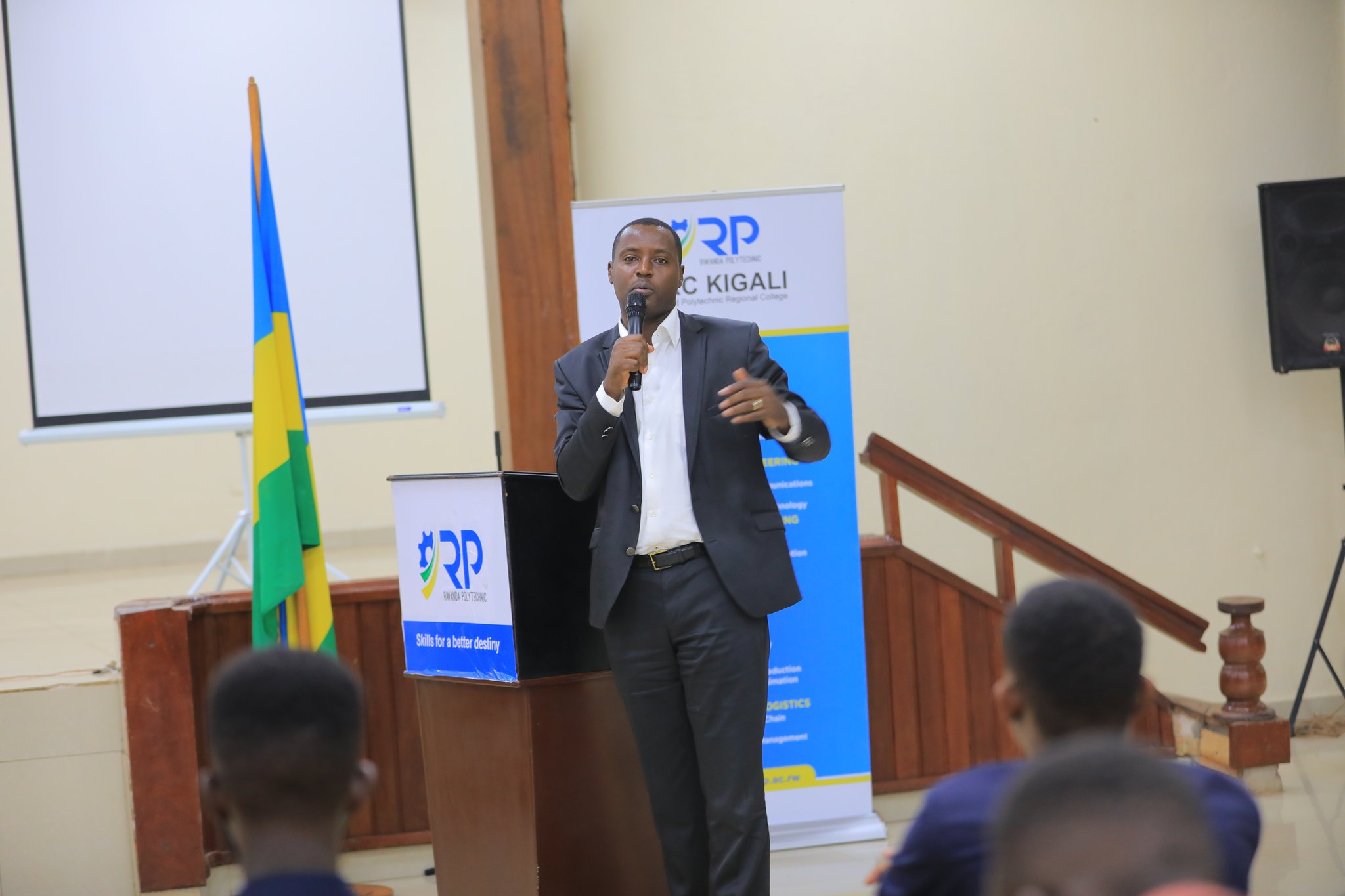 Umuyobozi wa IPRC-Kigali n’abandi bakozi bafunzwe